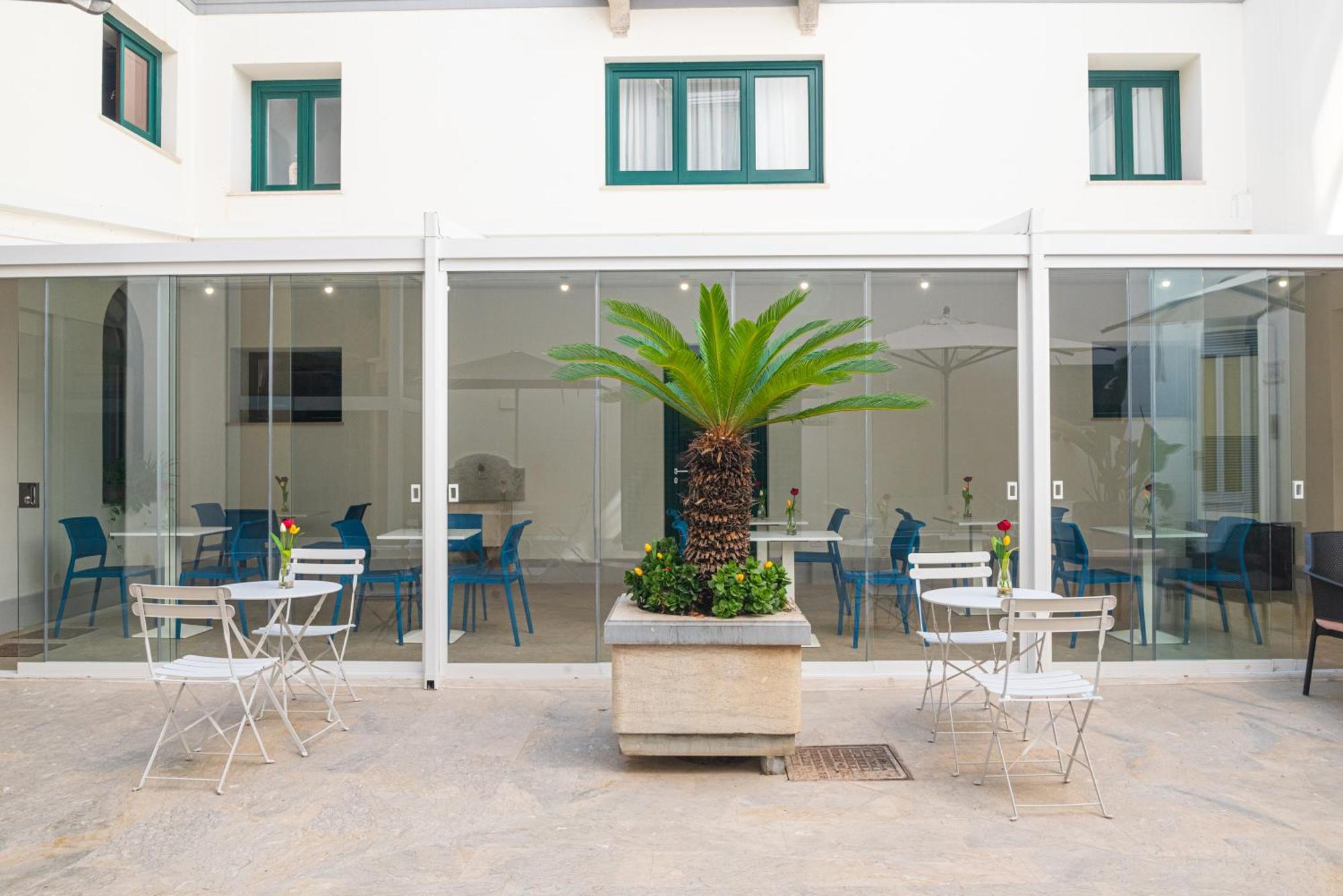 Historico Loft & Rooms Palazzo Adragna XIX Trapani Exterior foto