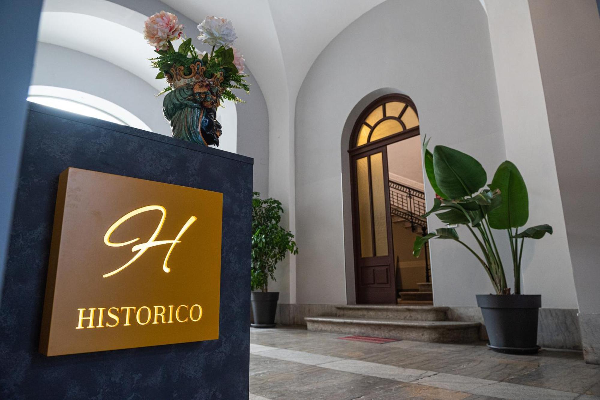 Historico Loft & Rooms Palazzo Adragna XIX Trapani Exterior foto