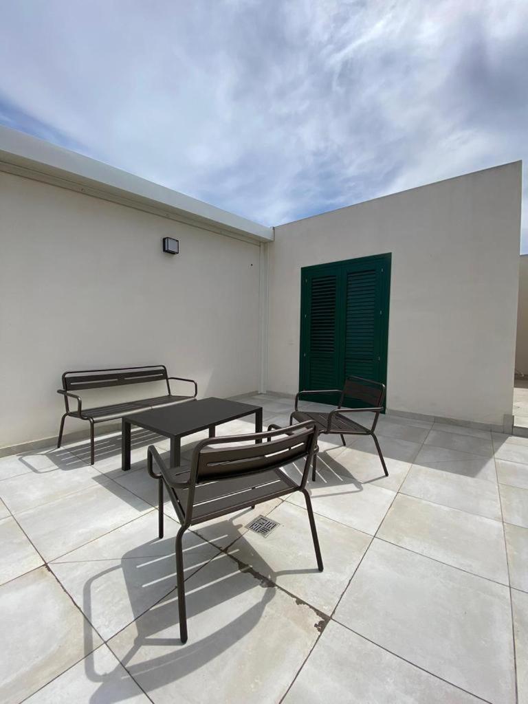 Historico Loft & Rooms Palazzo Adragna XIX Trapani Exterior foto