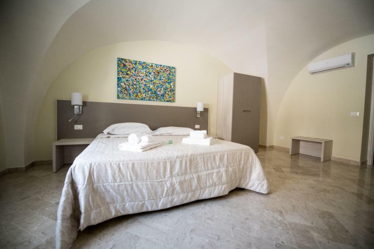 Historico Loft & Rooms Palazzo Adragna XIX Trapani Exterior foto