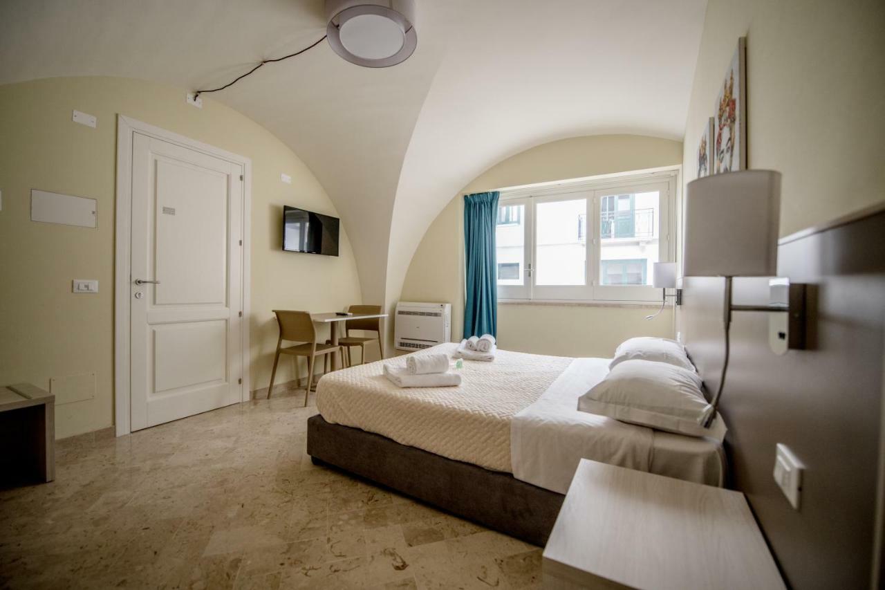 Historico Loft & Rooms Palazzo Adragna XIX Trapani Exterior foto